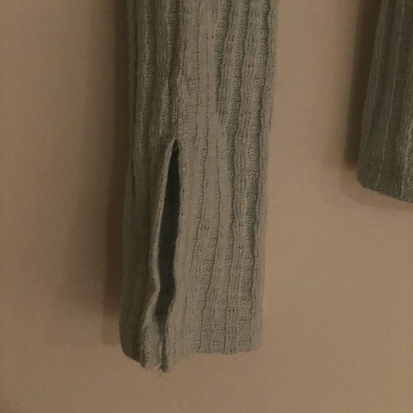 Free People turtle neck long sleeve tee - Picture 4 of 8